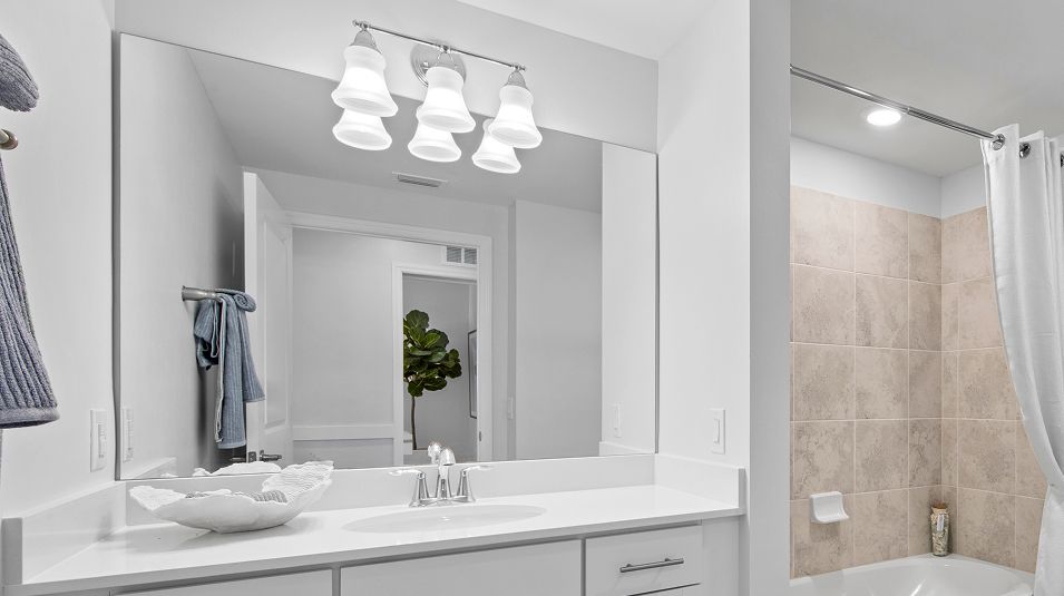 Arrowhead Quartz Countertops Designer Fixtures 1 5 26