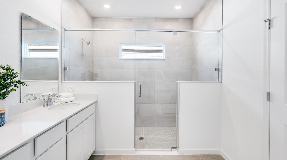 Villas Stillwater EI Owners Bath F1