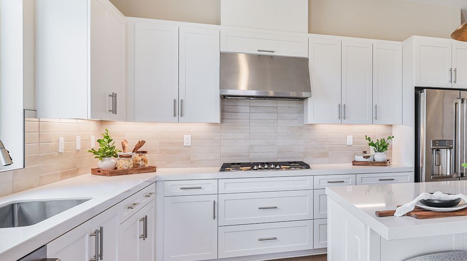 Ruby Valencia Res2 Kitchen 1of11 F1