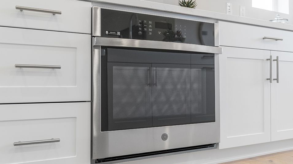 Sierra Crest The Groves EI Base Oven F1