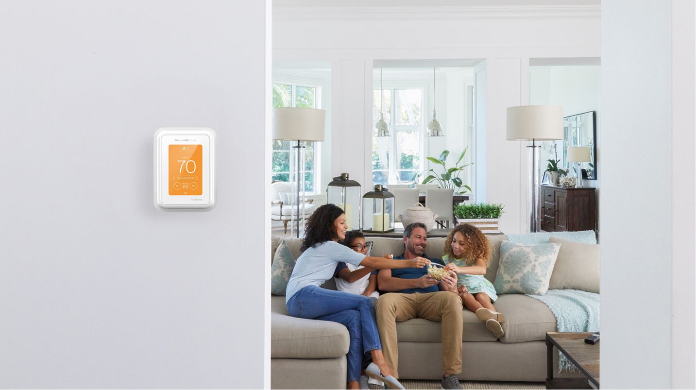 N Pic EI Honeywell T10 Family Room Lifestyle Dev