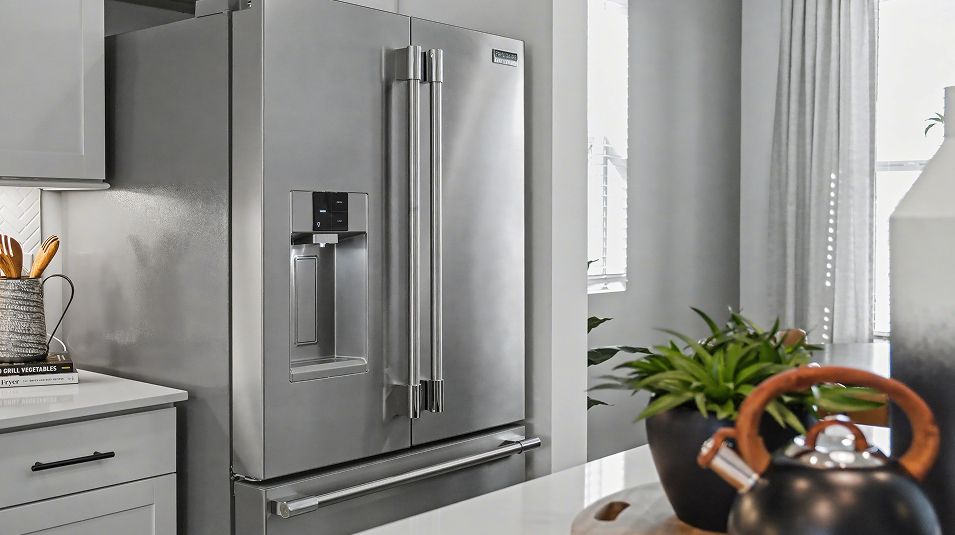 City Vista Haggard Kitchen EI Refrigerator