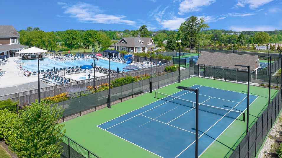 Chatham Village Amenity Tennis Courts