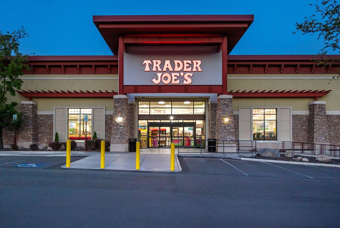 Reno Trader Joes Summit Mall