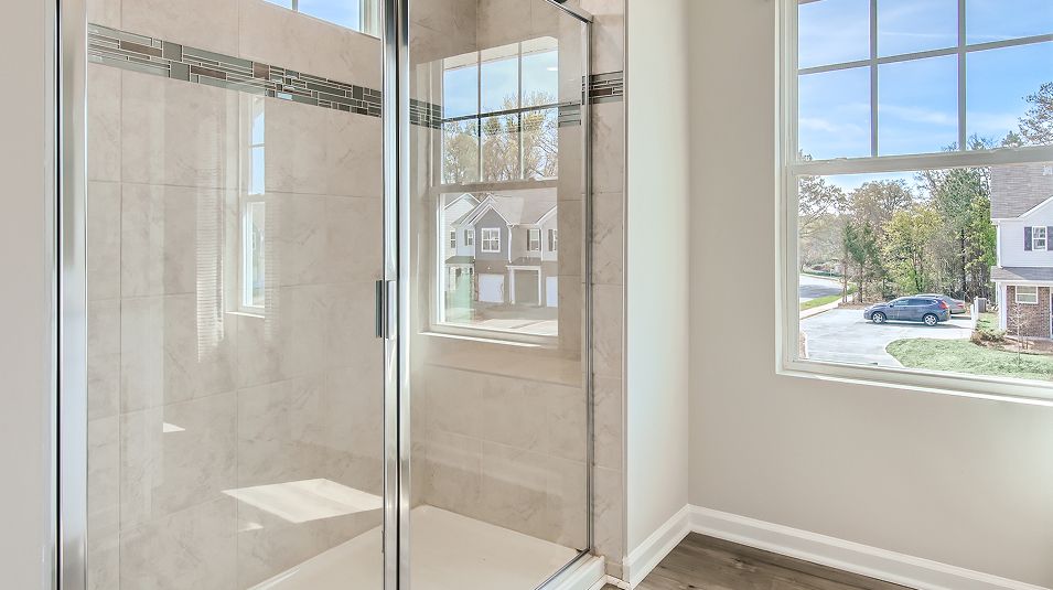 Chase Elizabeth Ei Chadwick 2014 Owners Bath