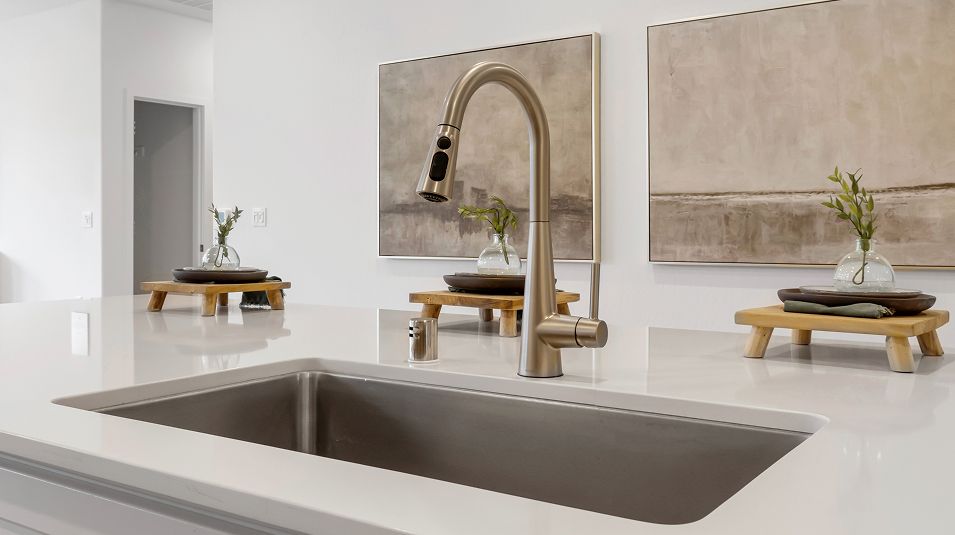 Calligraphy Gossamer Grove EI Sink