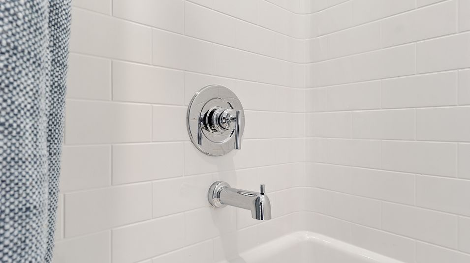 Choral Fox Meadow EI Shower Faucet 2of3