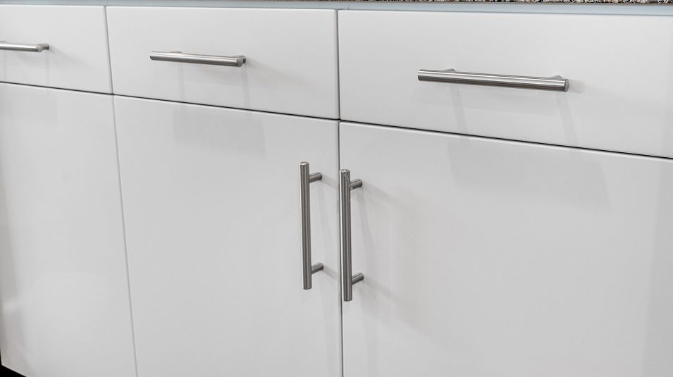 Silverstone Green Valley Ranch Res2 EI Cabinet 1of3 F1