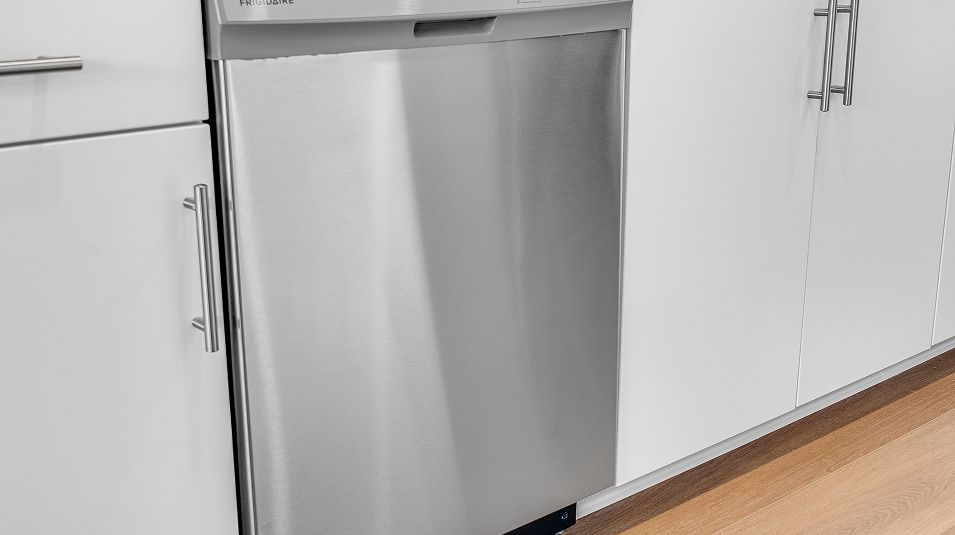 Silverstone Green Valley Ranch Res2 EI Dishwasher 2of2 F1
