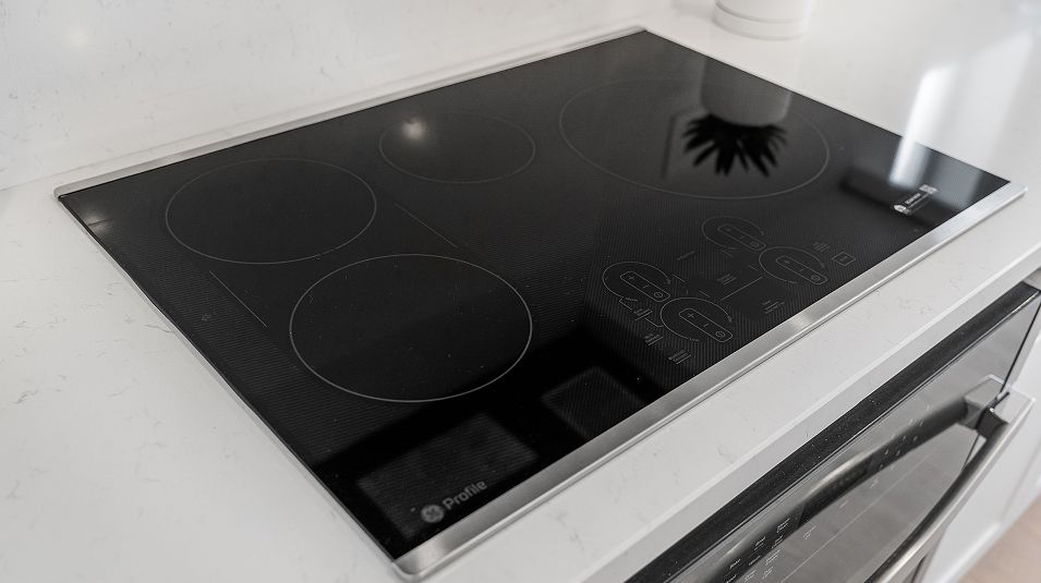 Sierra Crest The Groves EI Cooktop F1