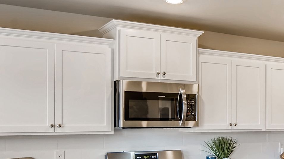 Daybreak Classic Series 2630 Zinfandel Kitchen2 F1