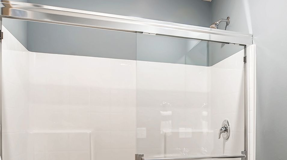 Daybreak Classic Series 2630 Zinfandel Bath3 2of2 F1