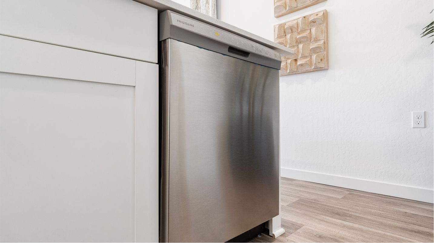 Treasures Sterling Acres EI Dishwasher
