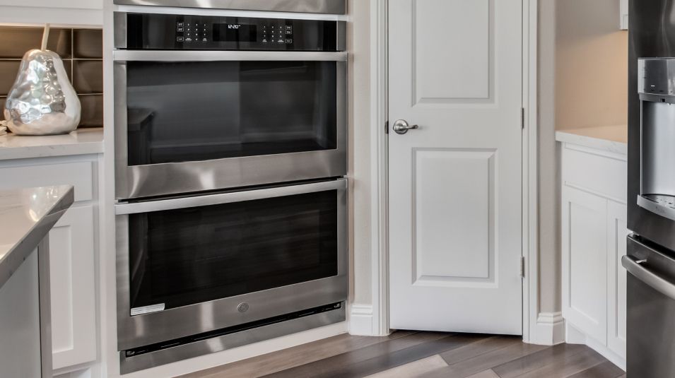 Divisional EI Double Ovens