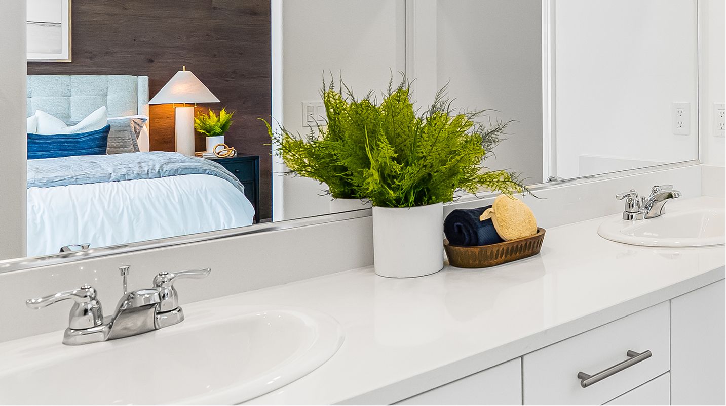 Journey Silverwood Res1 Owners Bath 1of2