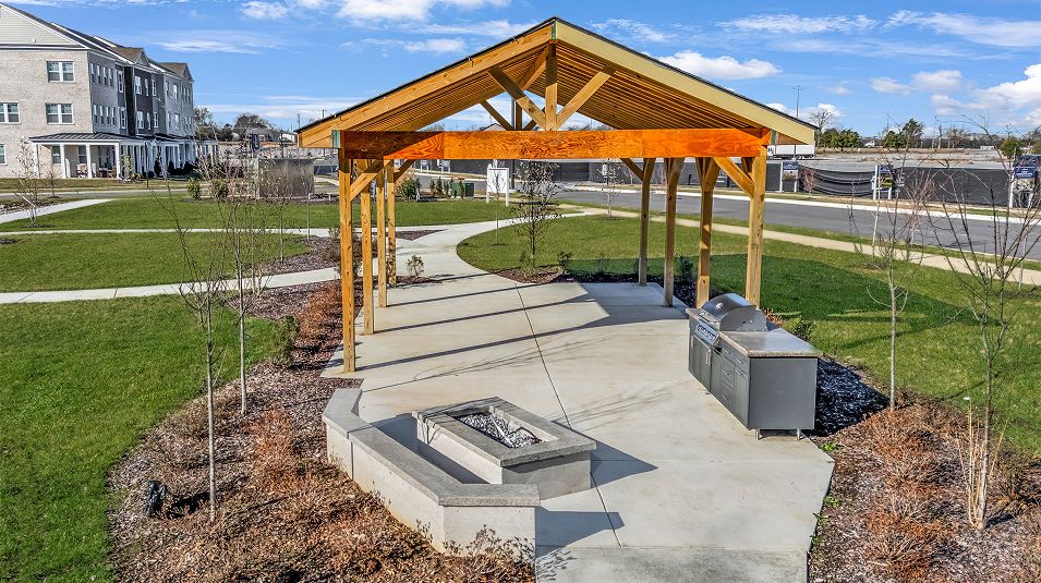 One Lebanon Place Amenity BBQ