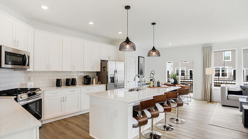 1563  Hamilton Ridge Road