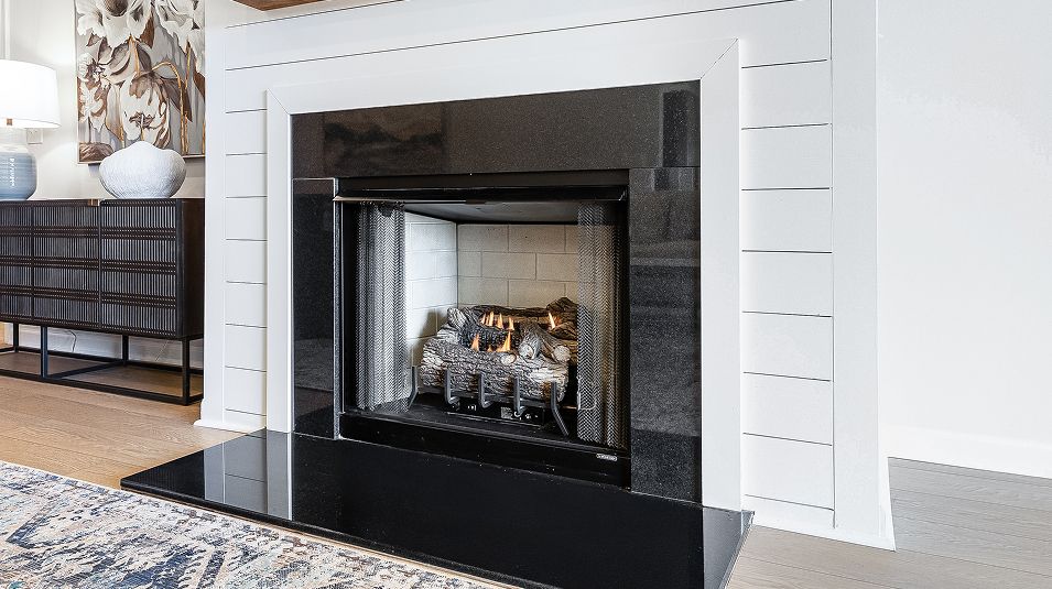 Highlands Trail EI Fireplace