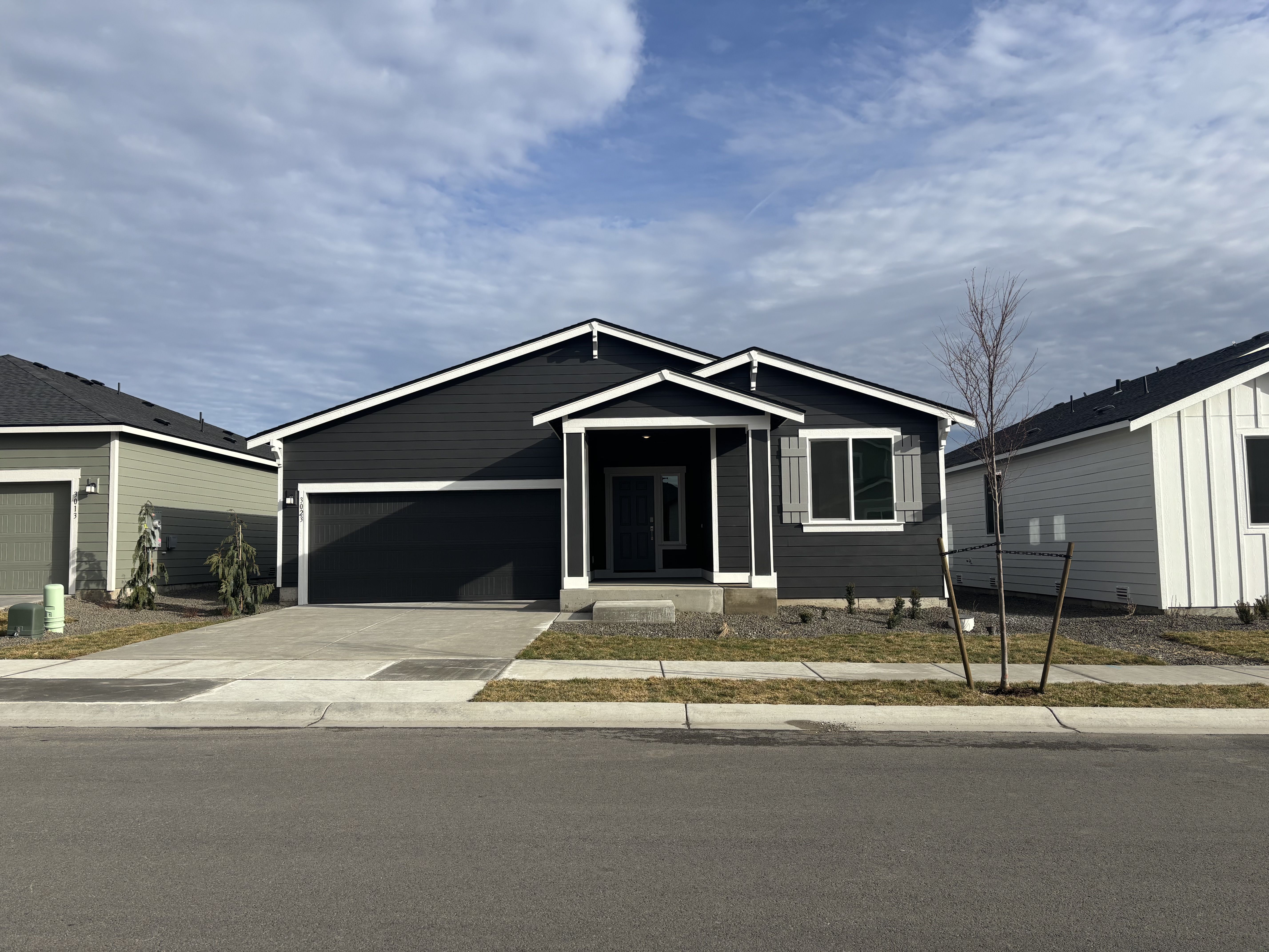 3023 S Bristlecone Ln (Kenmore)