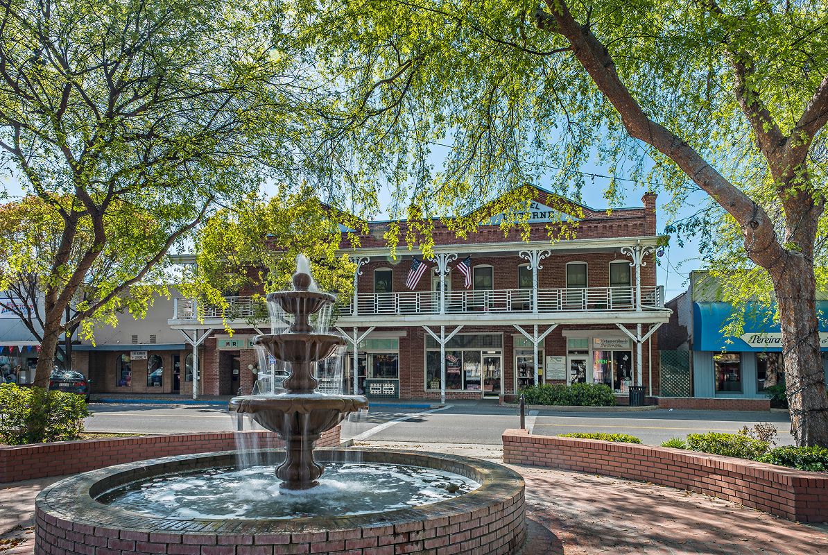 Lemoore Downtown MUL Photoshoot 2of3