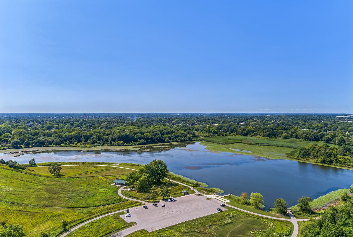 Chi Aurora Oakhurst Forest Preserve