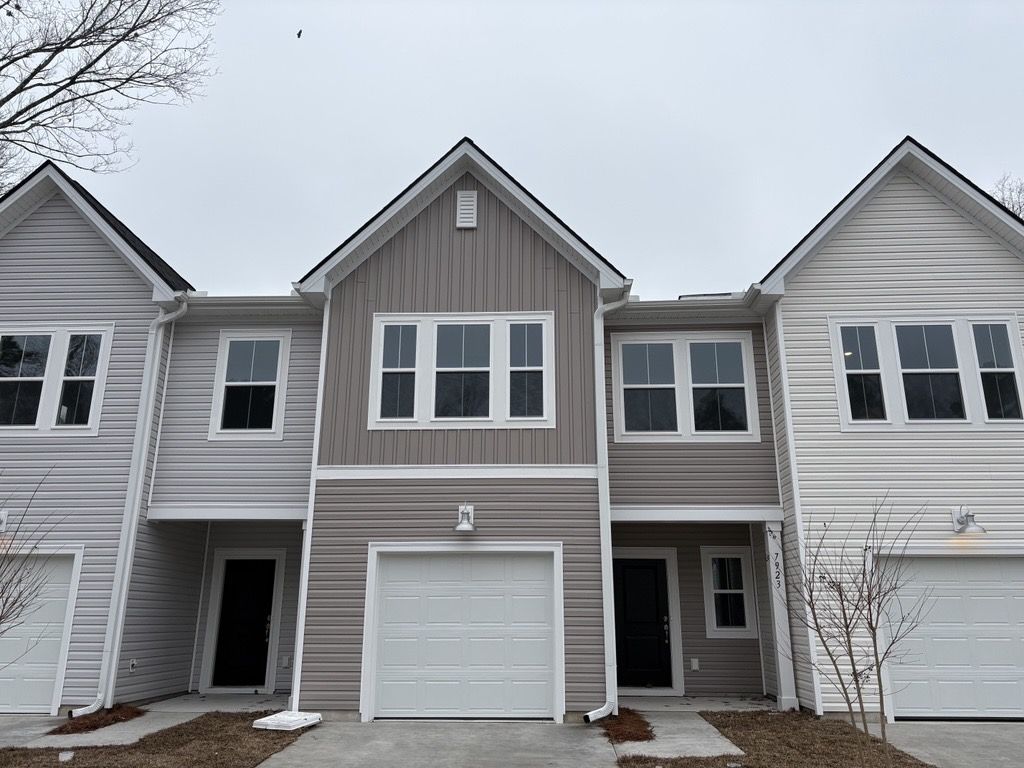 7923 TRIGGERFISH WAY (CARSON)