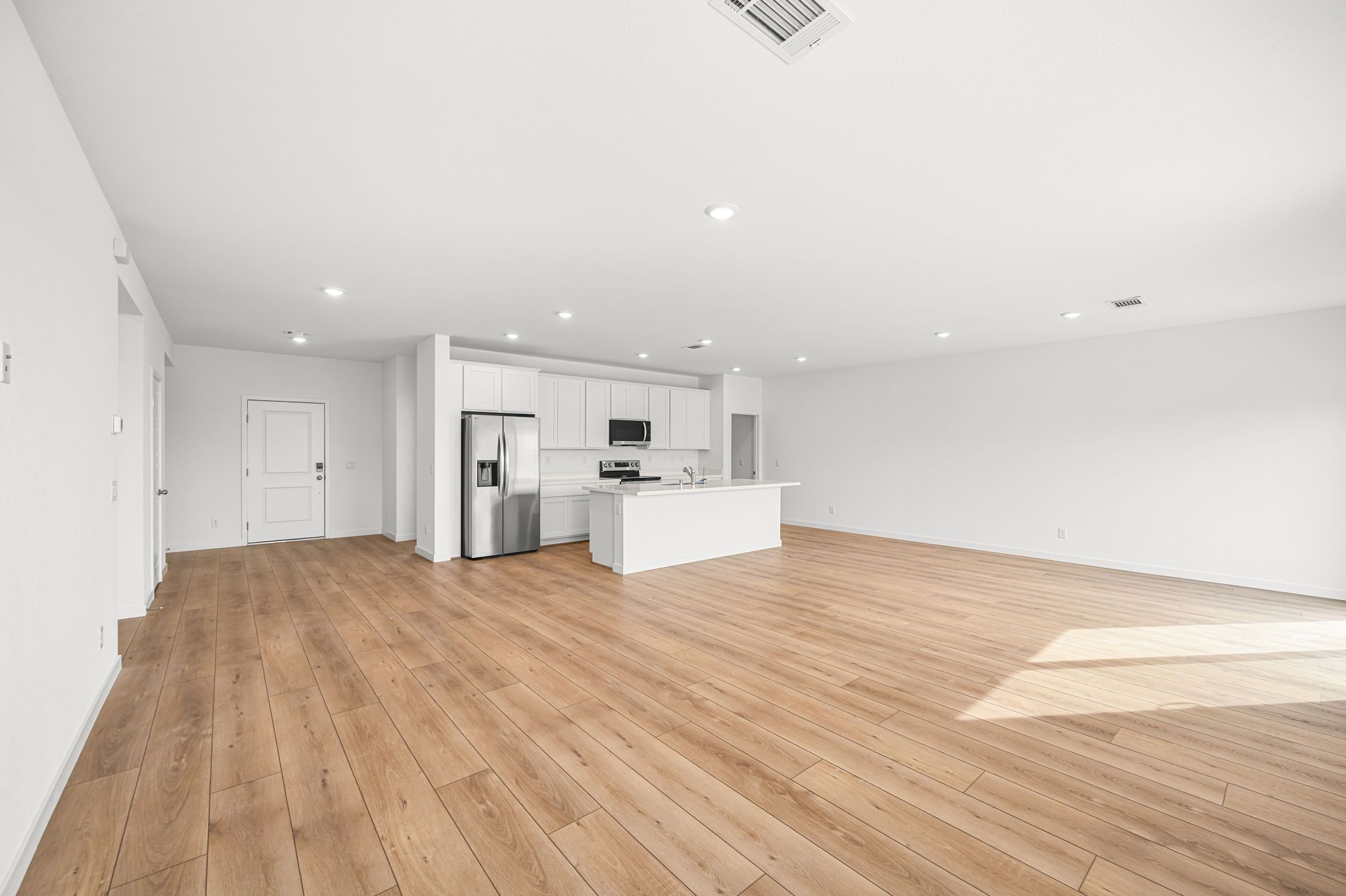4 web or mls Lennar   287 Sam Way  04