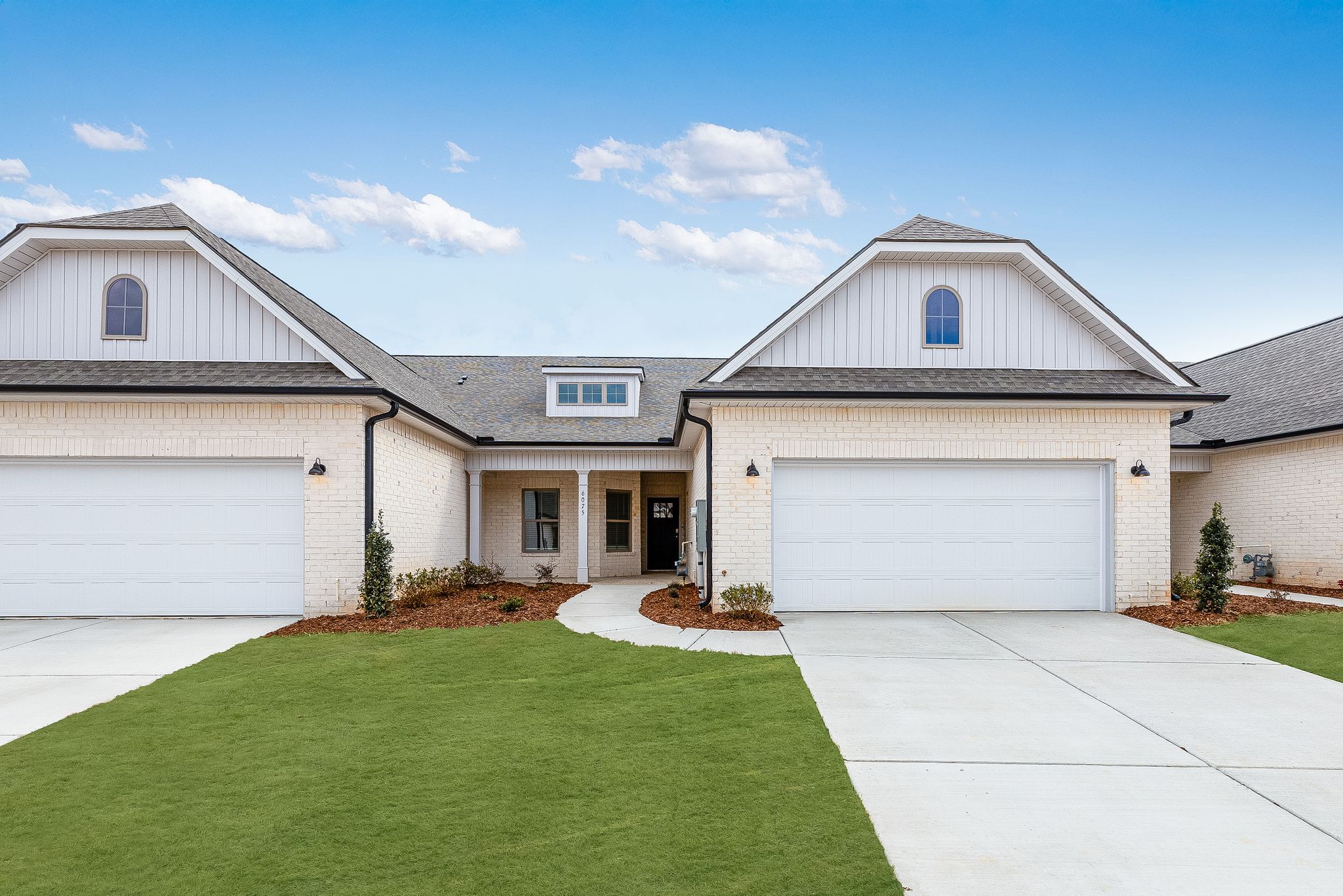 6075 Gardner Maples Drive (Residence 1850)