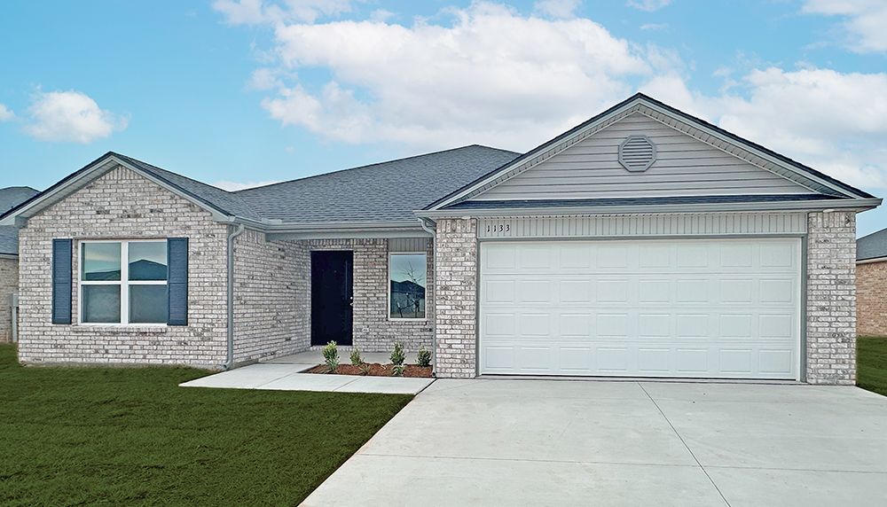 Newcastle Farms por Rausch-Coleman Homes en Oklahoma City Oklahoma