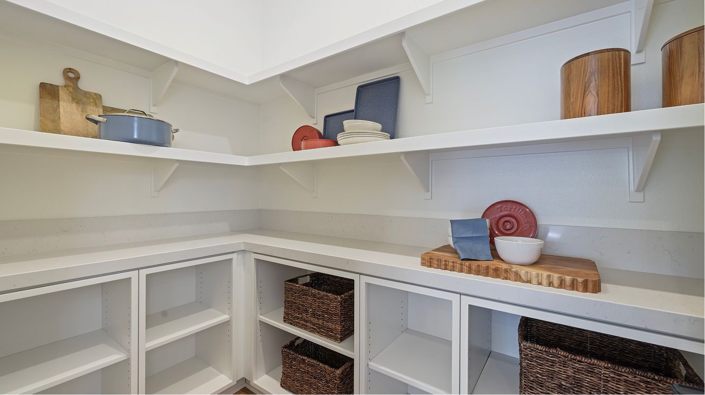 Cielo Vista Res3 Kitchen Pantry 4of12 F1