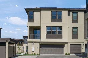 330 Summer Breeze Way (Oceanpointe 3X)