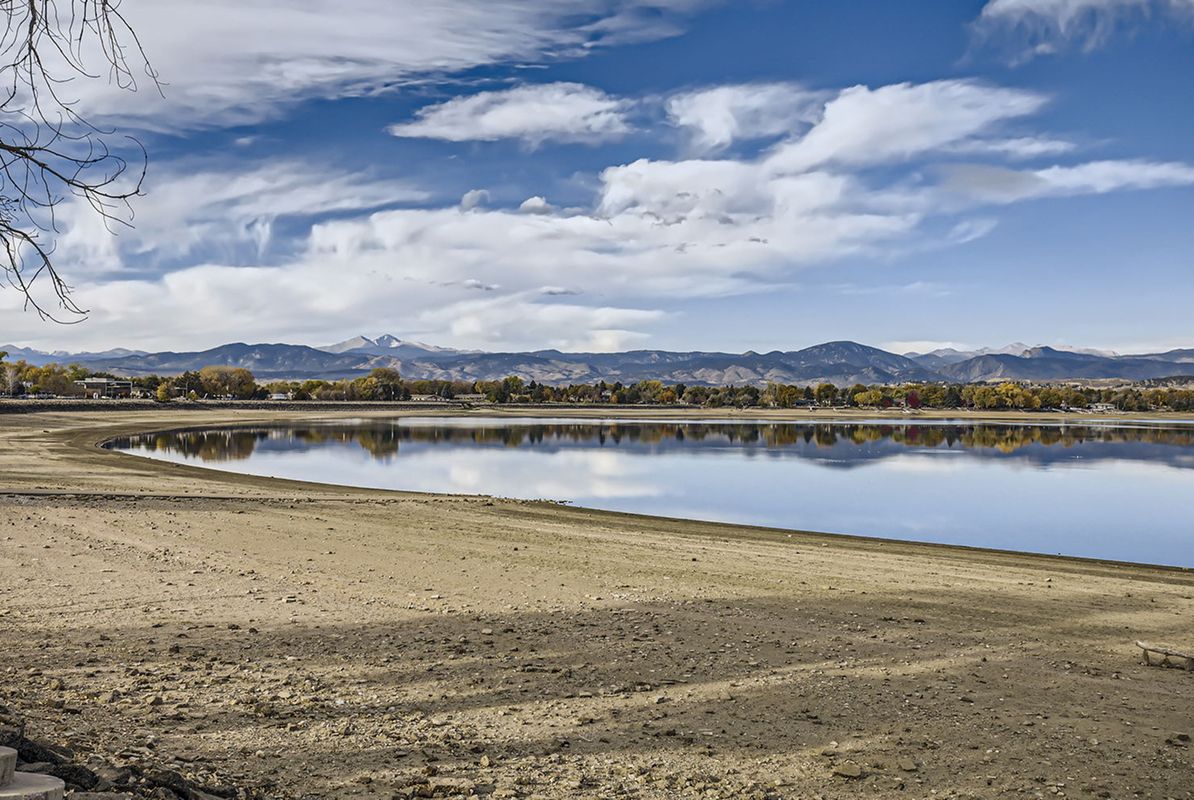 Lake Loveland shore