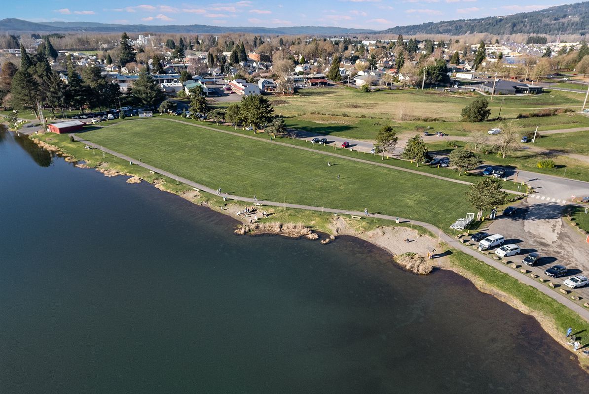 Woodland Horseshoe Lake Park 3of4