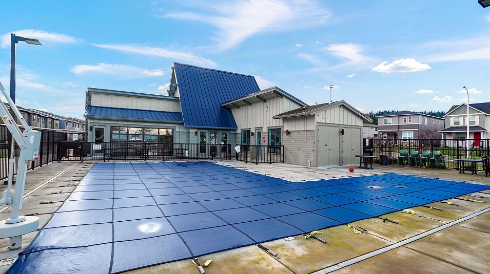 Pleasant Valley Villages Amenity Pool 3of6