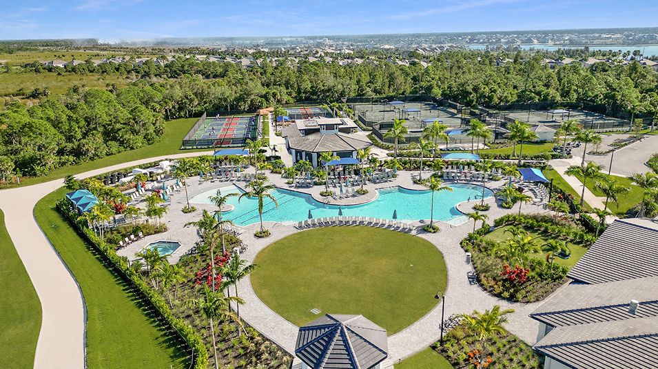 Wellen Park Golf& Country Club Amenity Pool 1of3 2 23 26