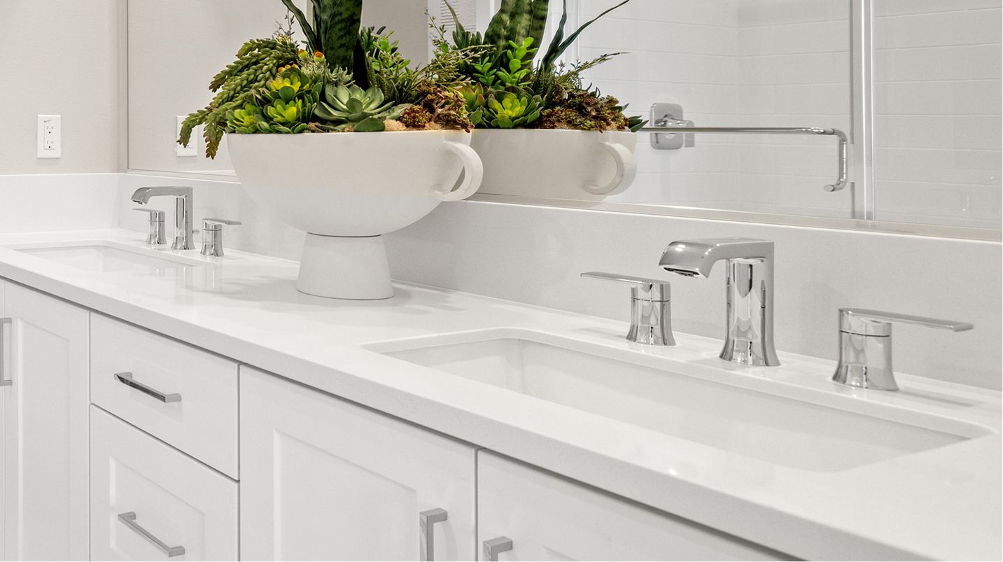 Isla Luna Park GPN Res1 Owners Bath 1of3 F3