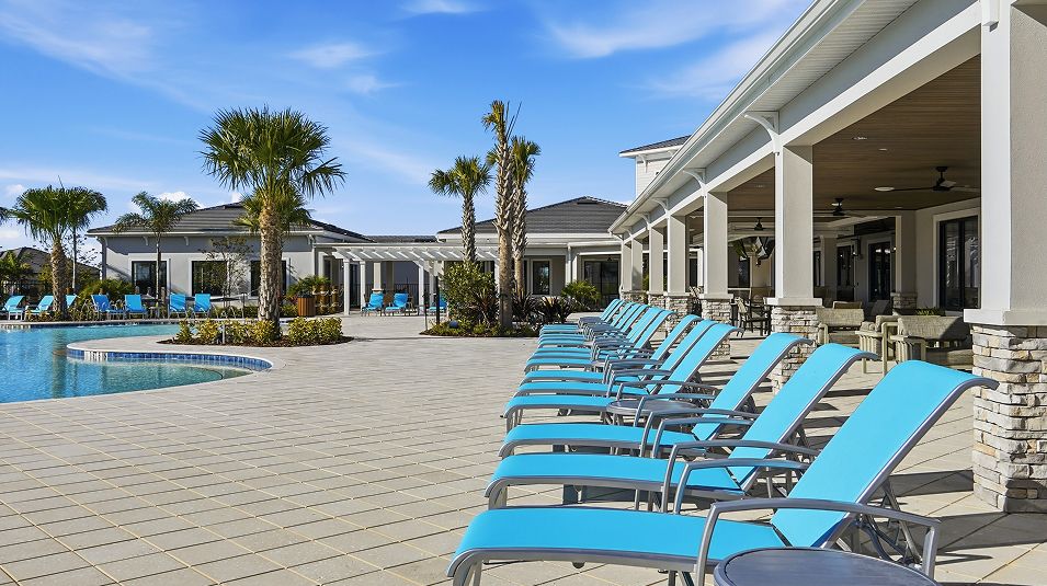 Prosperity Lakes AA Amenity Pool 2of4 022426