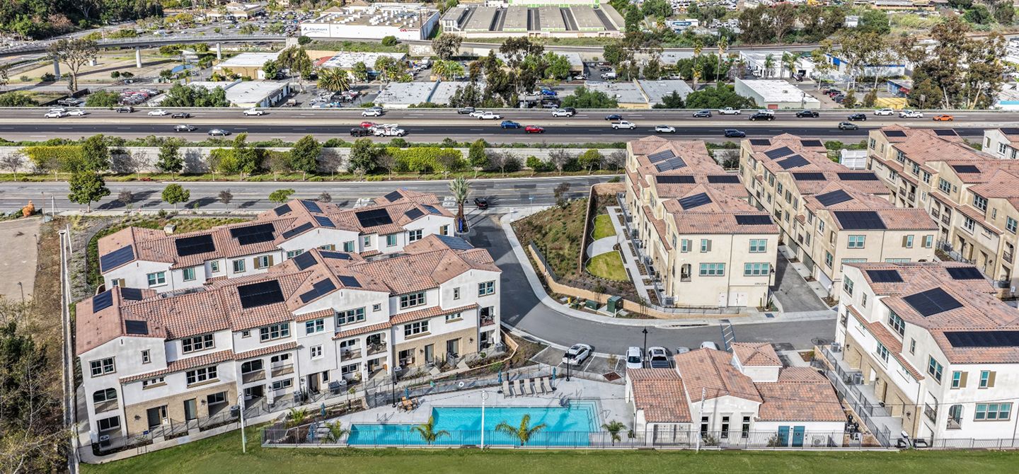 Brix Aerial 3of3