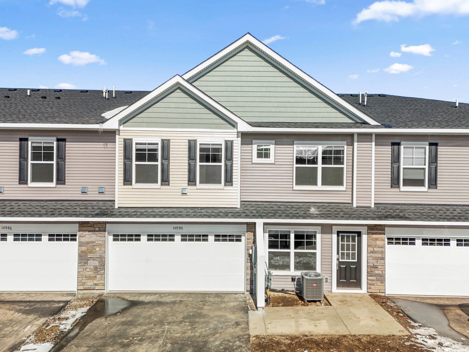 Amber Fields - Colonial Manor Collection - Rosemount, MN