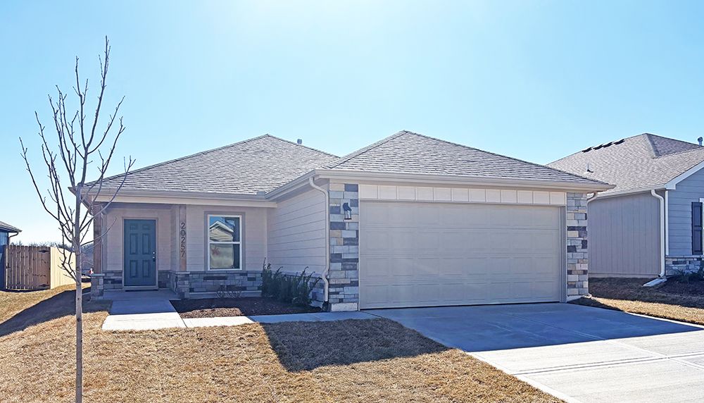 20257 W 194th Terrace (RC Armstrong)