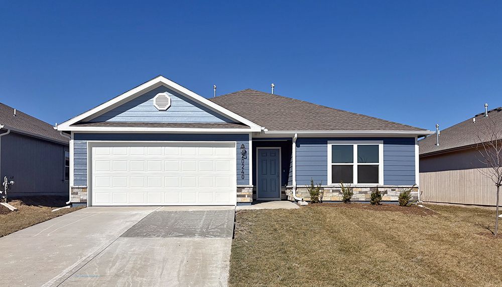 RC Foster II - Wiswell Farms: Spring Hill, Missouri - Rausch-Coleman Homes