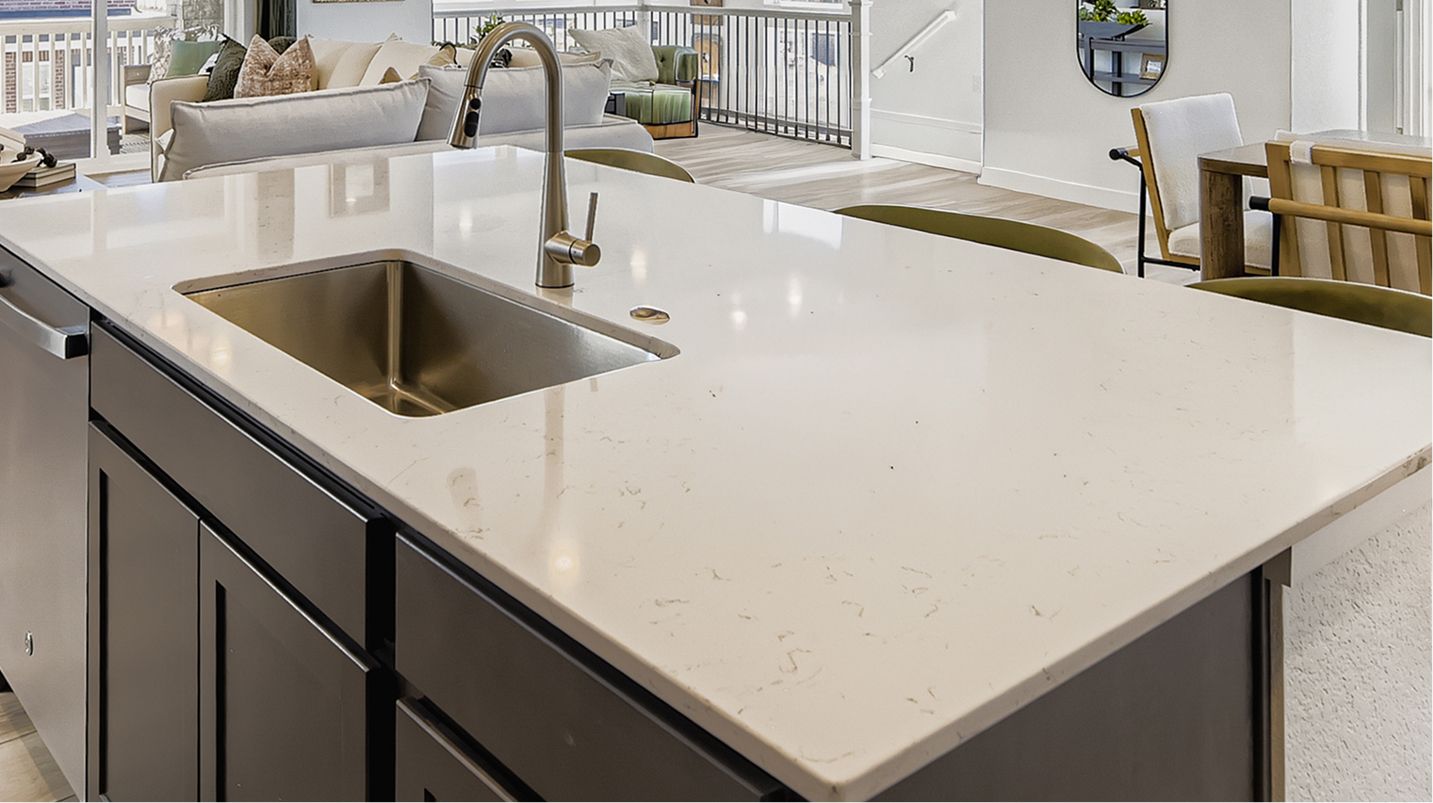 2581 Overlook Kitchen 2of2 F2