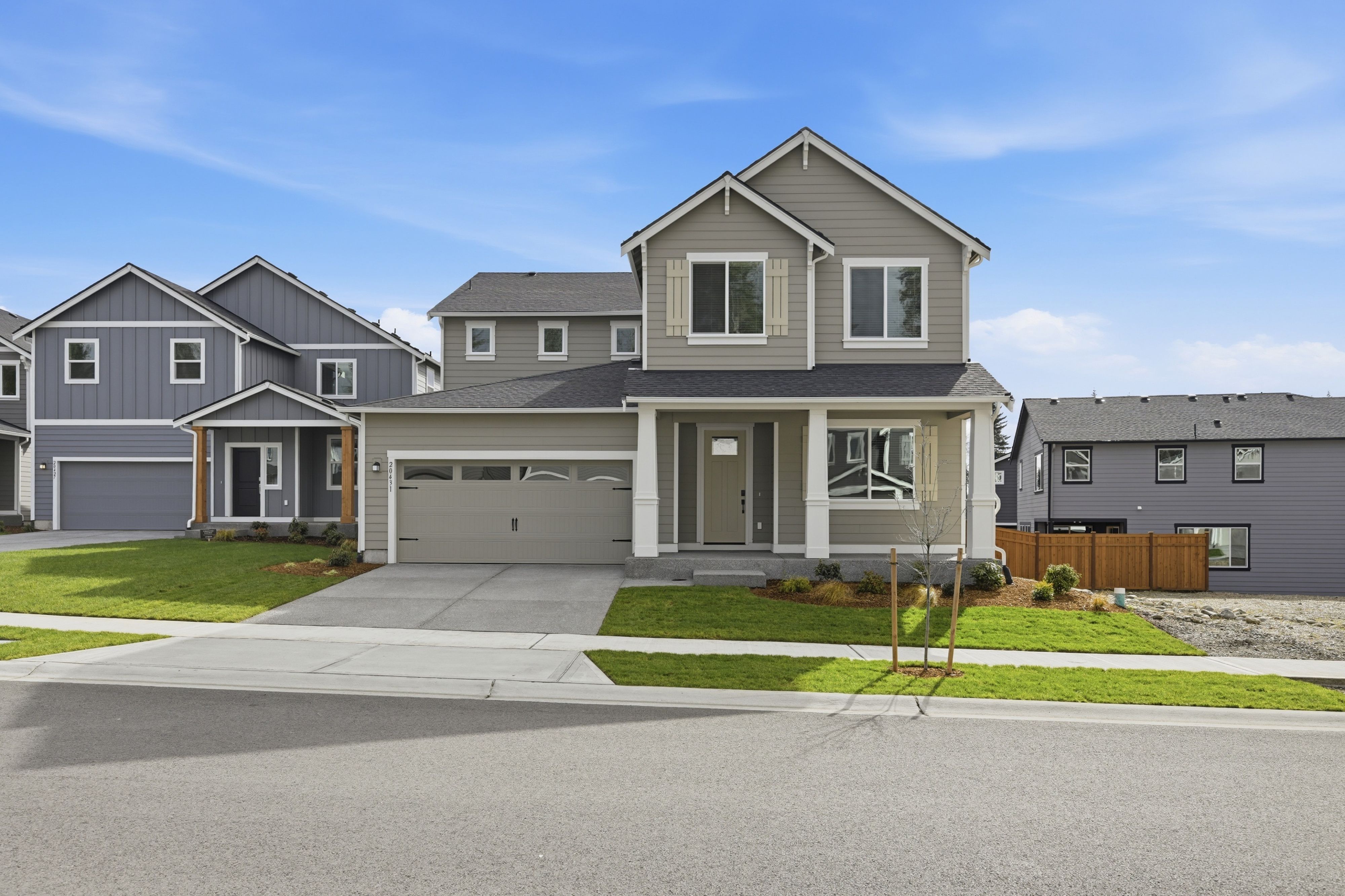 Gregory - Tehaleh Glacier Pointe - Signature Collection: Bonney Lake, Washington - Lennar