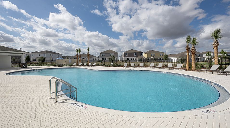 Waterstone Amenity Pool 3of3 3 4 26