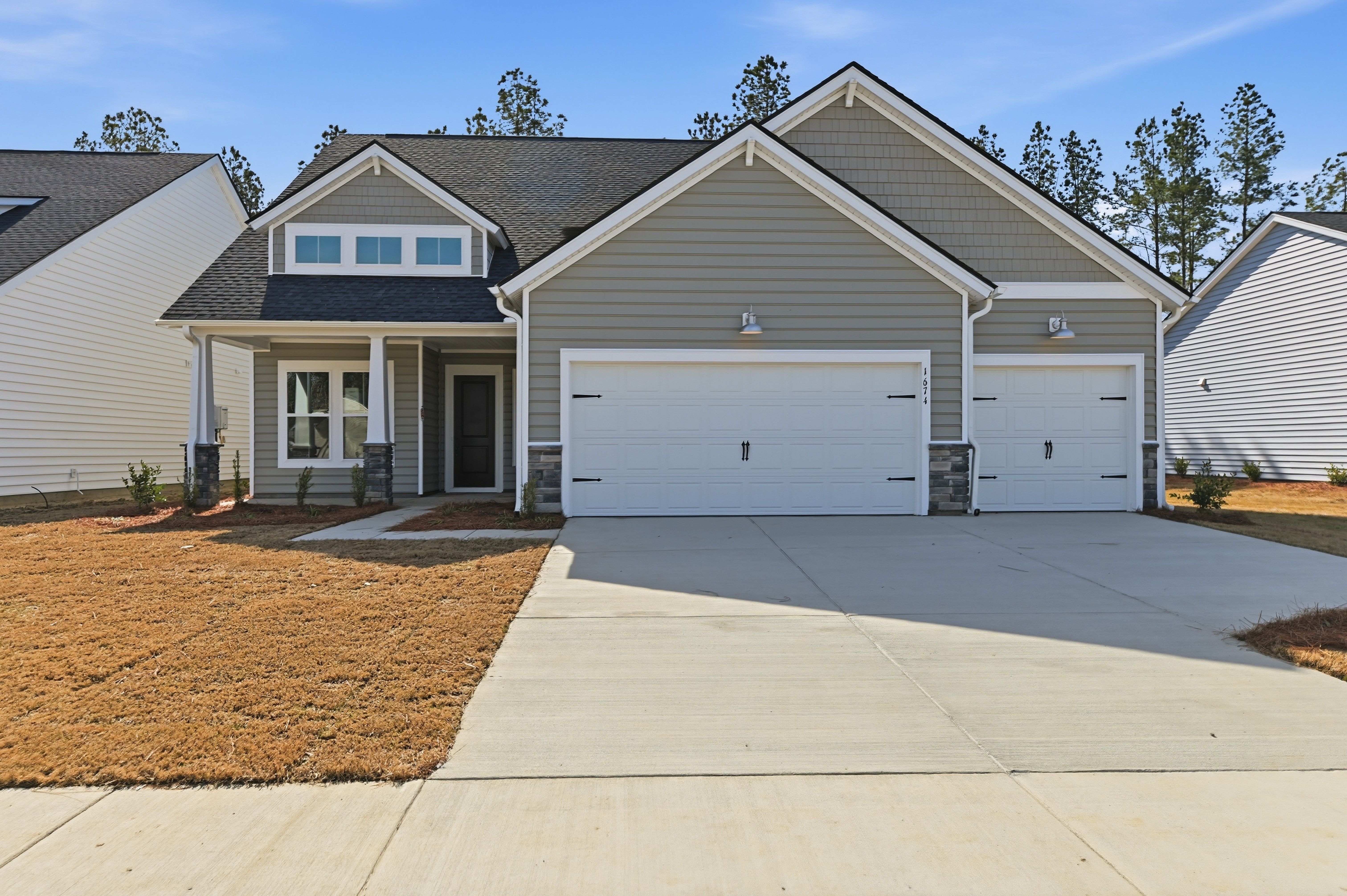 1674 LOCALS STREET (LILY)