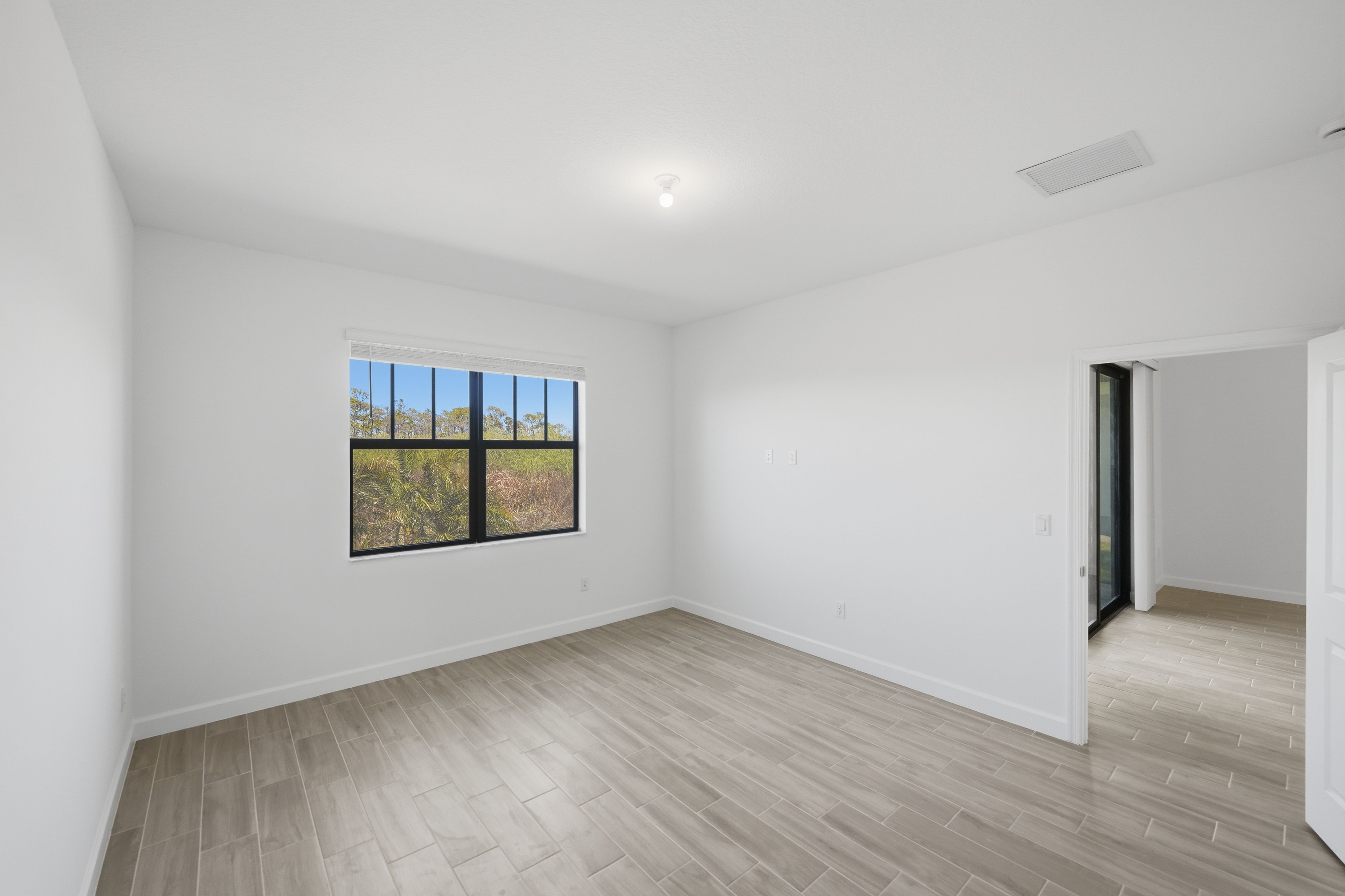 Twin Homes Glynlea Country Club Azalea QMI H S19 Owners 1of2 F1