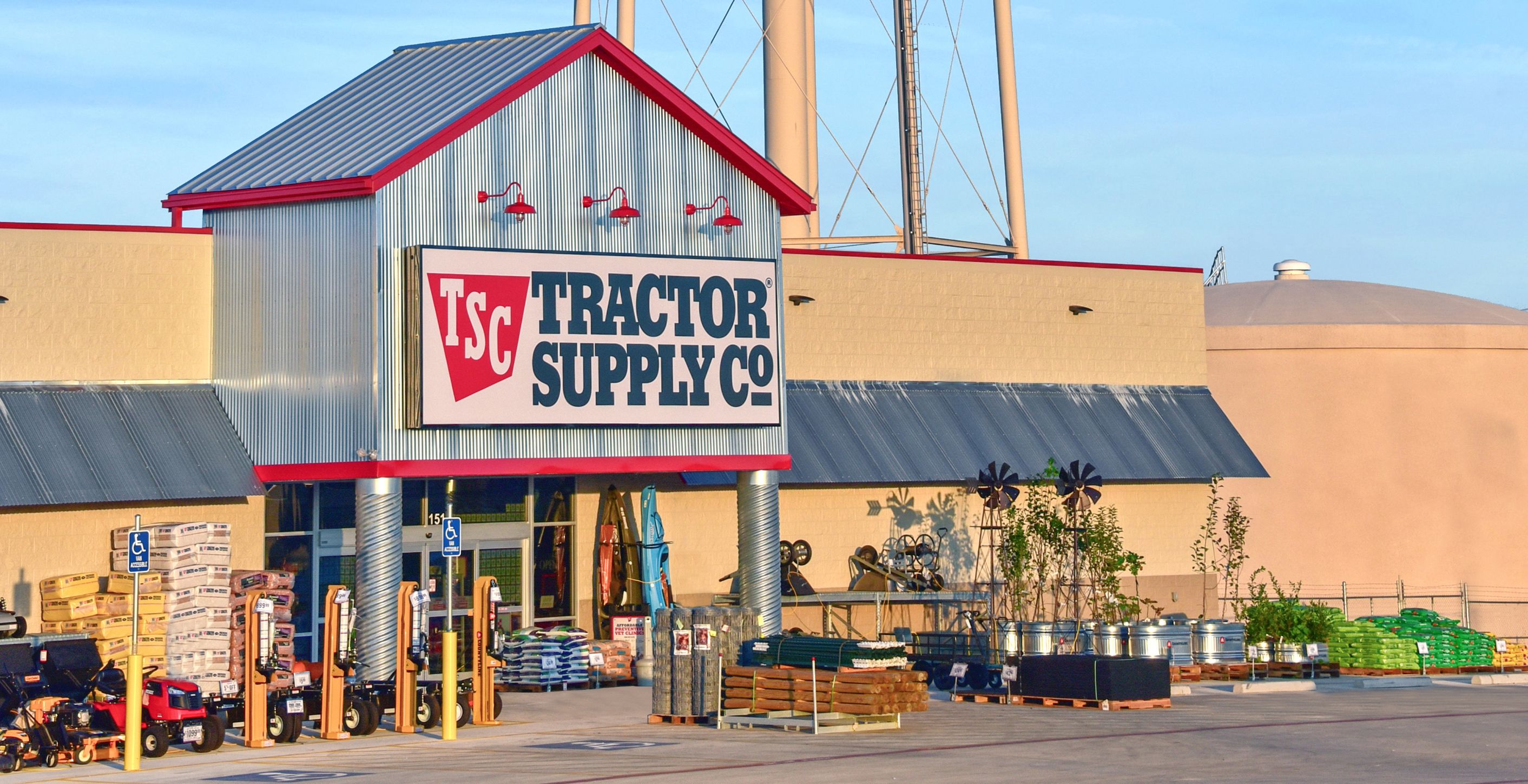 AUS Jarrell Local Shopping 3of4 030926