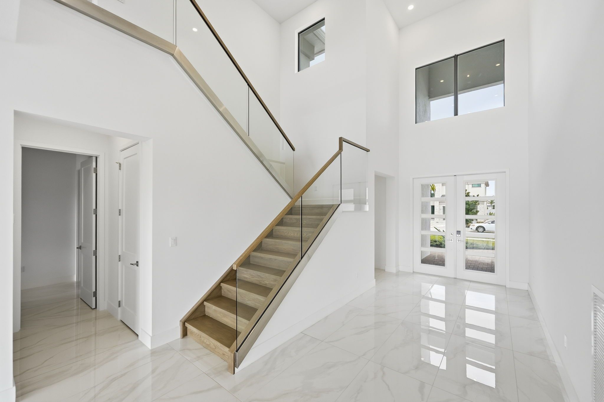 Whitmore Estates Versailles QMI H S123 Entry Foyer 1of5 F1