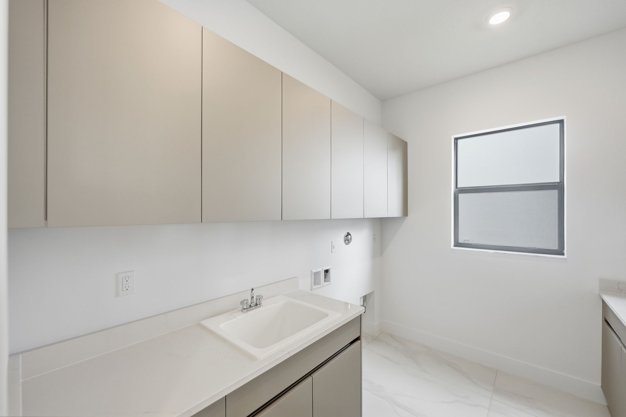 Whitmore Estates Versailles QMI H S123 Laundry Room F1