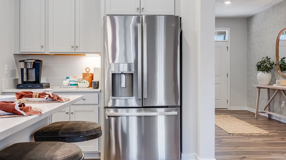 Executive Harpers Mill EI Refrigerator F1